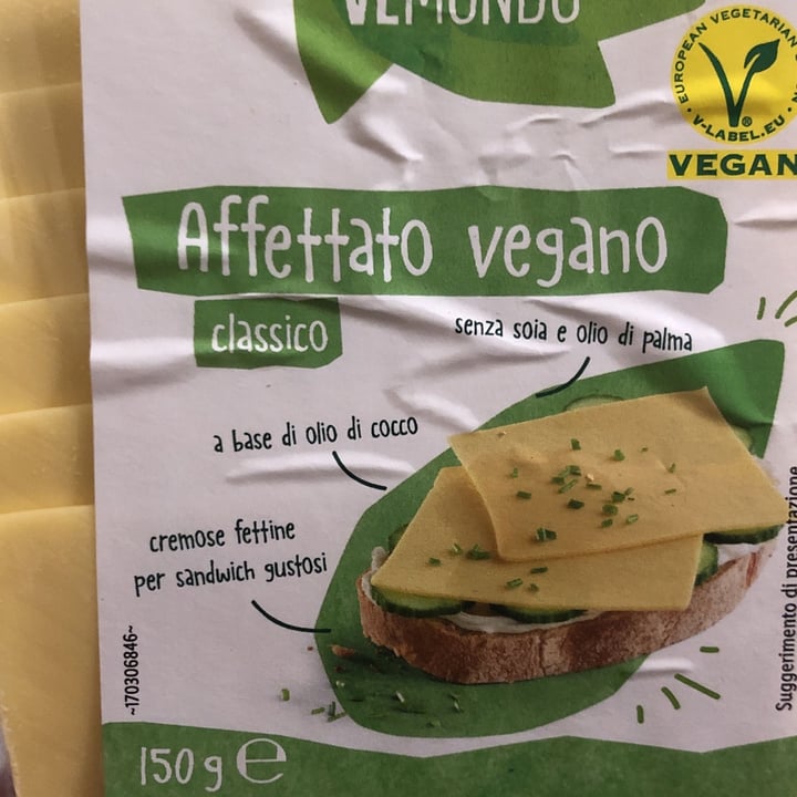photo of Vemondo Affettato Vegano Classico shared by @catintheair on  06 Mar 2022 - review