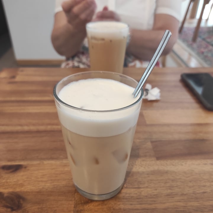 photo of Café Augustin Chai latte glacé shared by @ossanna on  07 Jun 2022 - review