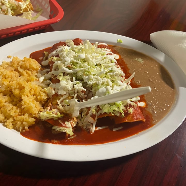review photo of SoyMexican Rojos enchiladas shared by @nevyn on 19 Dec 2021 - review