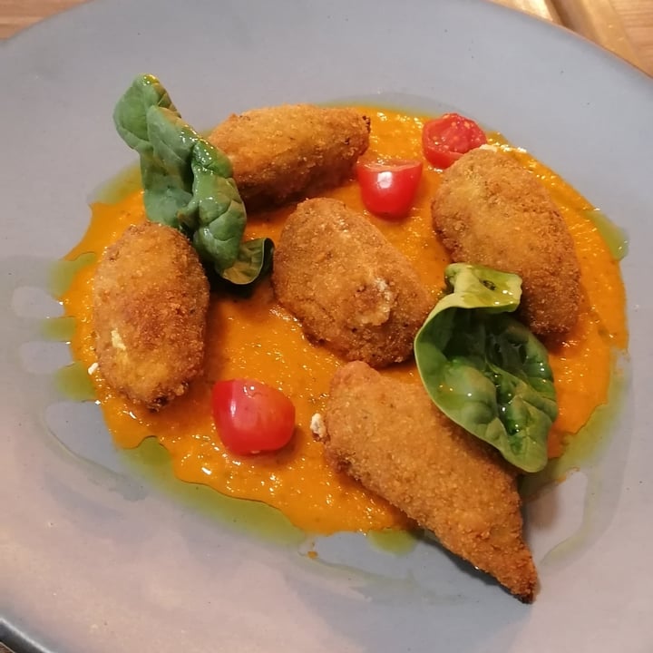 photo of Calabacitas Tiernas Bistro Flores de Calabaza shared by @aixaveg on  01 Apr 2021 - review