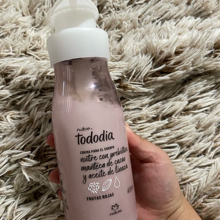 photo of Natura Crema Para El Cuerpo Frambuesa Y Pimienta Rosa  shared by @aimeevaal on  21 Feb 2022 - review