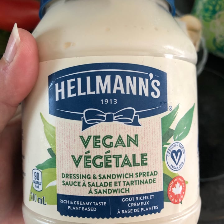 photo of Hellmann’s Hellman’s Vegan Mayonnaise shared by @tiiu82 on  13 Jun 2021 - review