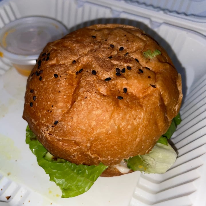 photo of La Raíz De La Tierra Beyond burger shared by @anaisalazarayala on  26 Nov 2022 - review