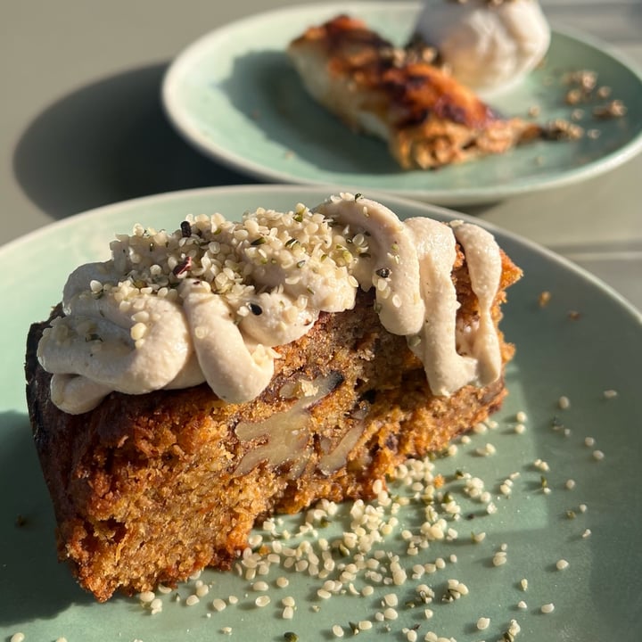 photo of The Green Spot Carrot Cake shared by @juliamawi on  15 Nov 2022 - review