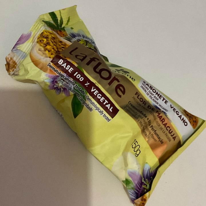 review photo of La flore Sabonete Flor De Maracujá shared by @areszx on 14 Oct 2022 - review