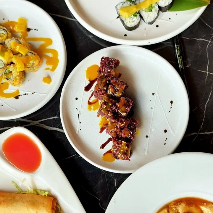 review photo of Ristorante Oya Sushi Fusion Experience hosomaki mango shared by @the-vegan-way on 07 Sep 2022 - review
