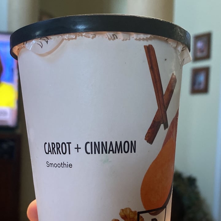 photo of Daily Harvest Carrot + cinnamon smoothie shared by @chrisdandrea on  26 Apr 2022 - review