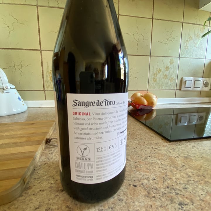 photo of Bodegas Torres Sangre De Toro shared by @adrianaduartemotta on  06 Oct 2020 - review