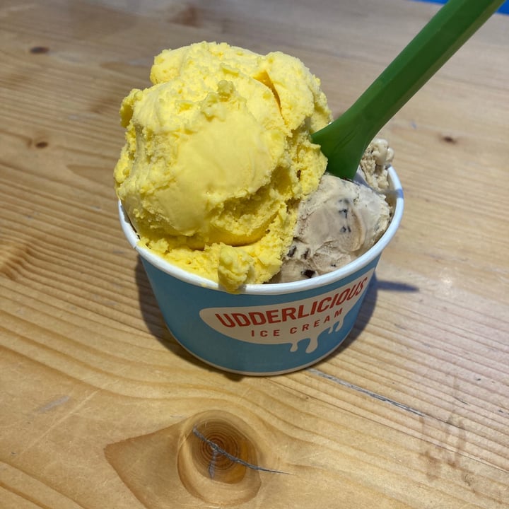 review photo of Udderlicious Covent Garden Speculoos and mango sorbet shared by @livvie on 26 Aug 2021 - review