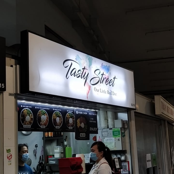 review photo of Tasty Street Tofu bowl shared by @yappingwarrior on 06 Jul 2020 - review