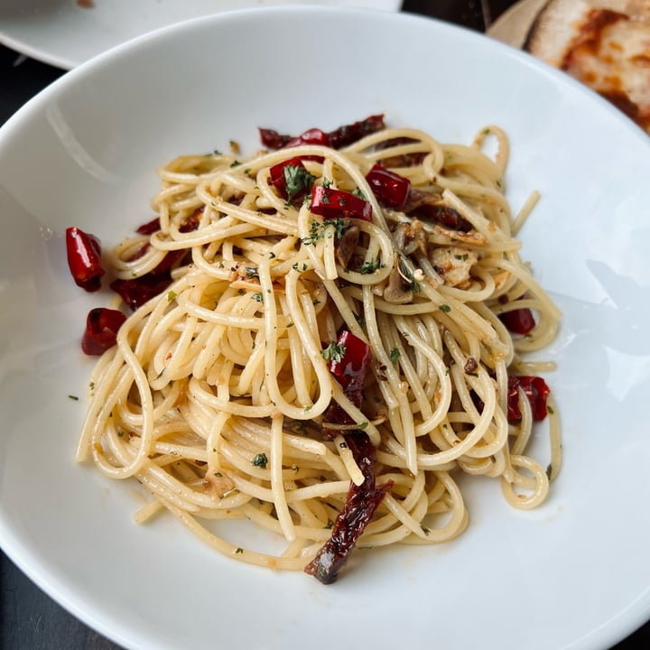 review photo of WINE CONNECTION BISTRO (HILLV2) Aglio Olio shared by @joanthevegan on 06 Jul 2022 - review