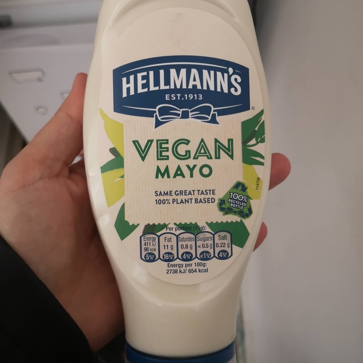 photo of Hellmann’s Hellman’s Vegan Mayonnaise shared by @martina94 on  15 Apr 2022 - review