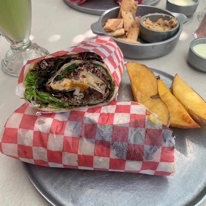 photo of Nutrilavie Wrap De Tofu shared by @brensr on  17 Sep 2022 - review