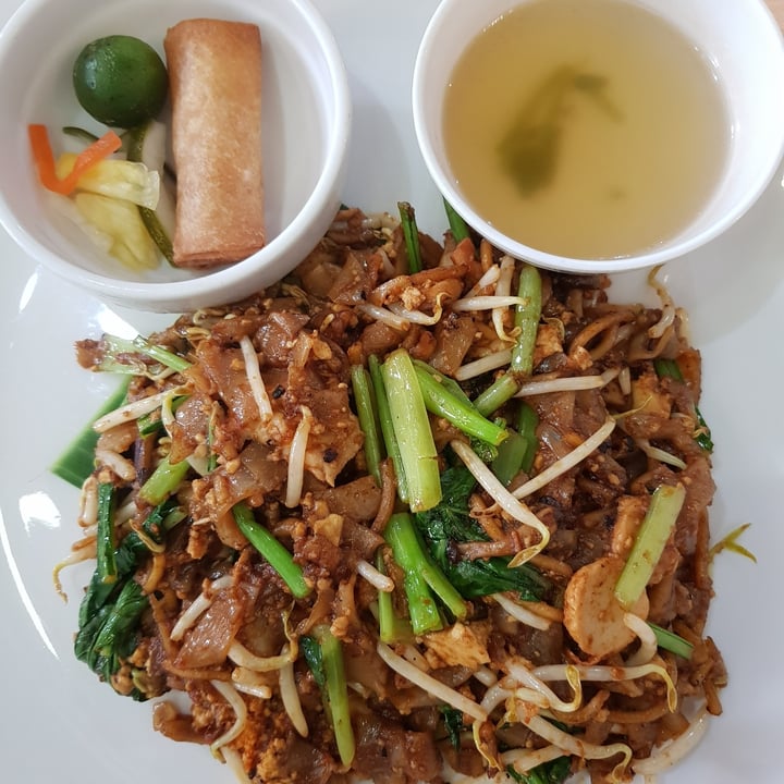 photo of Loving Hut Lh Char Kway Teow Set shared by @shanna on  19 Jun 2021 - review