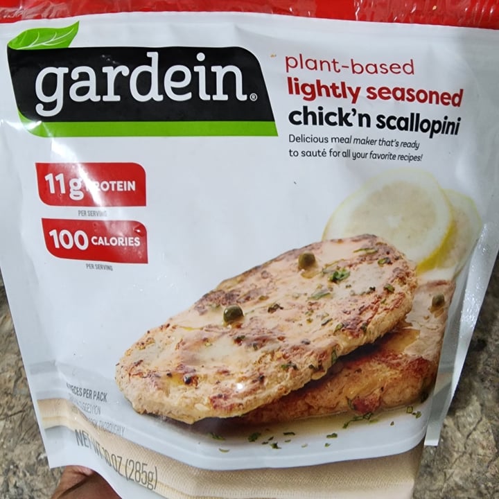 review photo of Gardein Lightly Seasoned Chick’n Scallopini shared by @veegan on 18 Dec 2022 - review