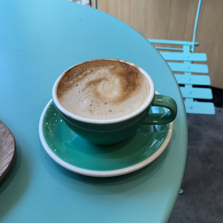 photo of Land&Monkeys Cappuccino shared by @alfalfel on  06 Jan 2022 - review