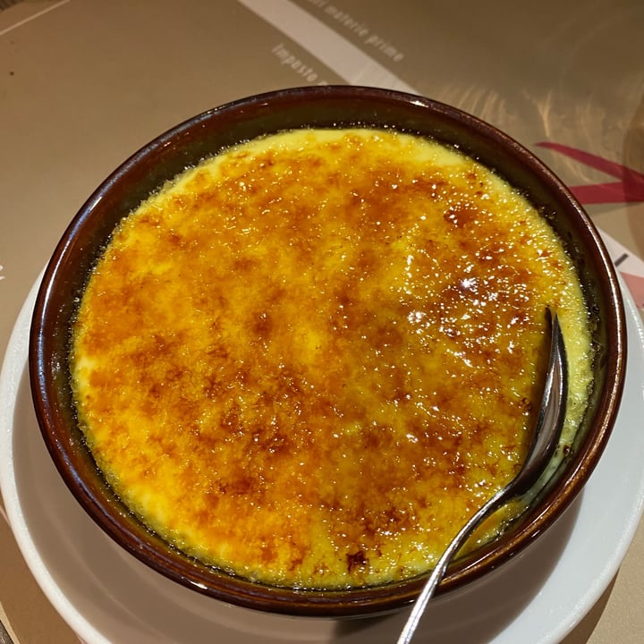 review photo of Pizzeria Fratelli Roselli Crema catalana vegan shared by @plantbasedeguzki on 13 Jun 2022 - review