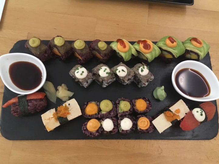 photo of Roots & Rolls Sushi tasting shared by @beatrizbcn on  25 Aug 2019 - review