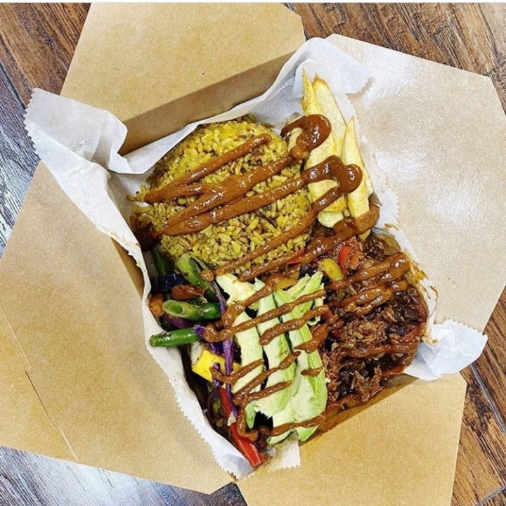 review photo of Maya's Cookies Vegan shared by @julietareyes on 28 May 2020 - review