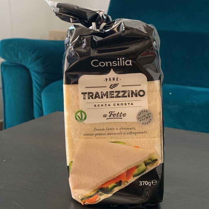 photo of Consilia Pane tramezzino senza crosta shared by @ischarotate on  18 Oct 2022 - review