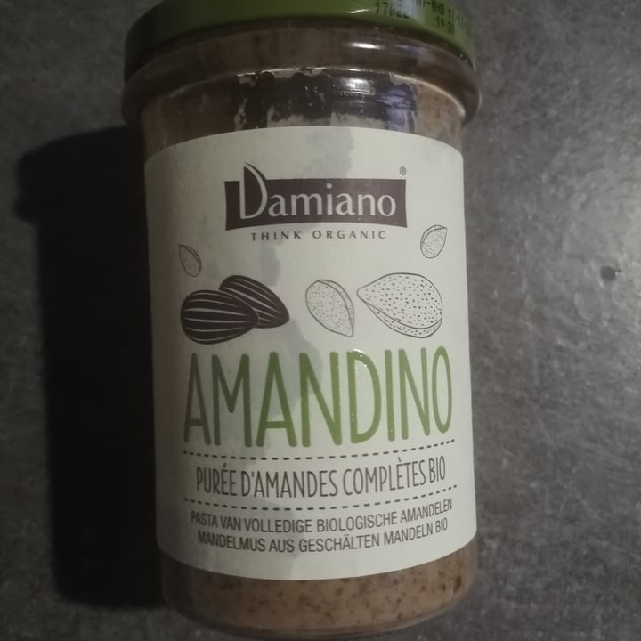 review photo of Damiano Amandino-crema di mandorle pelate shared by @carota on 26 Jan 2022 - review