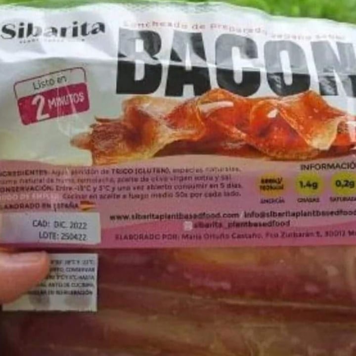 photo of Sibarita plant-based food Loncheado de preparado vegano sabor bacon shared by @ardora on  29 Jun 2022 - review