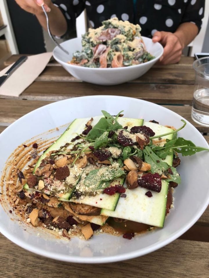 review photo of Bunny's Deli Lasaña cruda shared by @isabelc on 31 Aug 2019 - review
