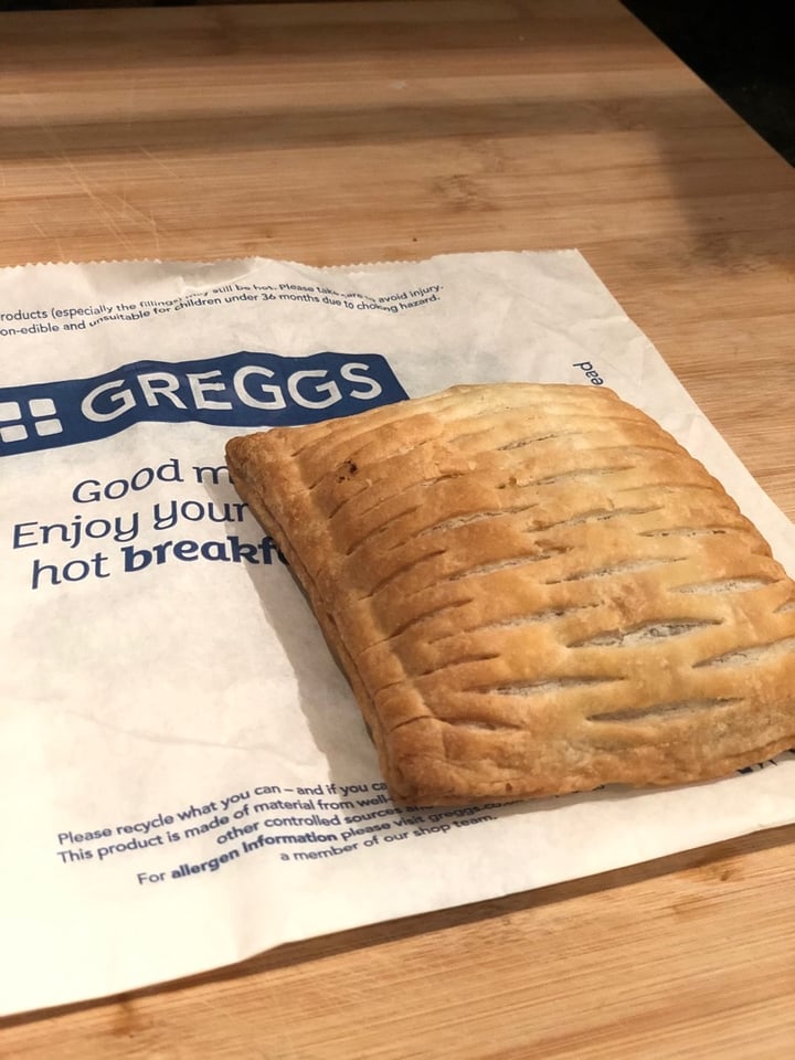 photo of Greggs Vegan Stake Bake shared by @jamesallnutt on  02 Jan 2020 - review