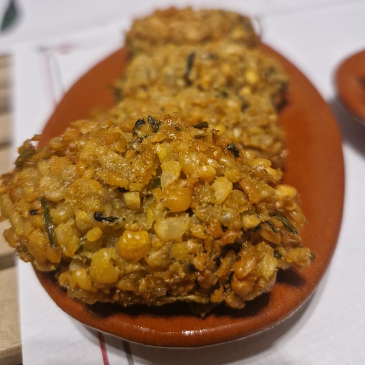 review photo of Casa Tierra - Café con Gatos Falafeles shared by @jaimtt on 17 Jul 2022 - review