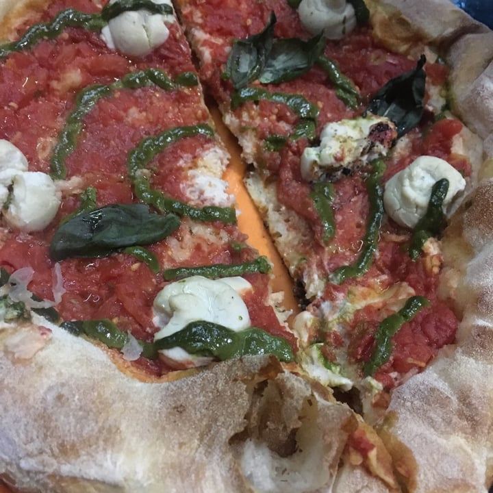 photo of Mudrá Pizza Margherita shared by @lauchis on  14 Jul 2021 - review