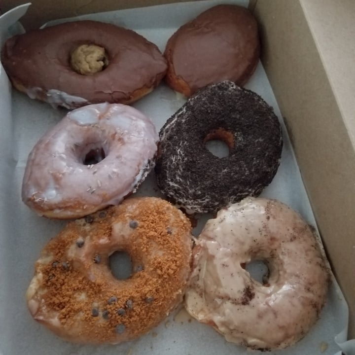 photo of SoJo's Donuts Vanilla Lavender Donut shared by @remthell on  23 Jun 2021 - review