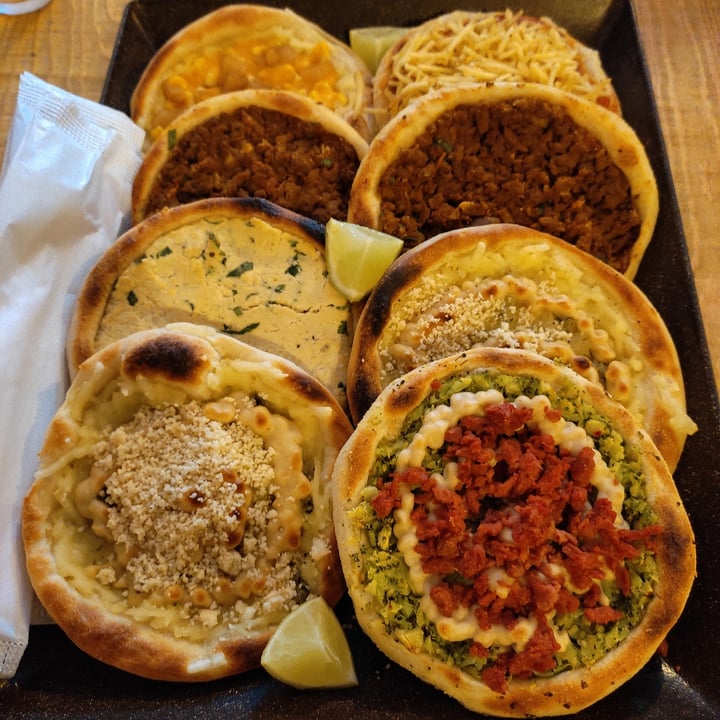 review photo of Juana Vegan (Entregas) Esfirras salgadas shared by @nuriamarques on 23 May 2022 - review