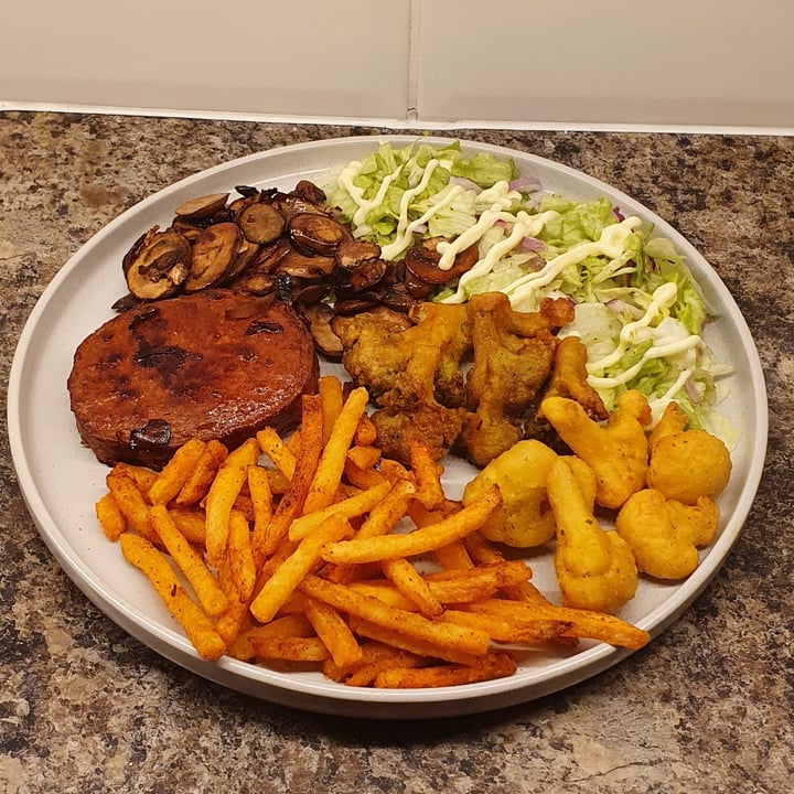 review photo of Vivera Plant steaks shared by @vegelaryian on 14 Feb 2021 - review