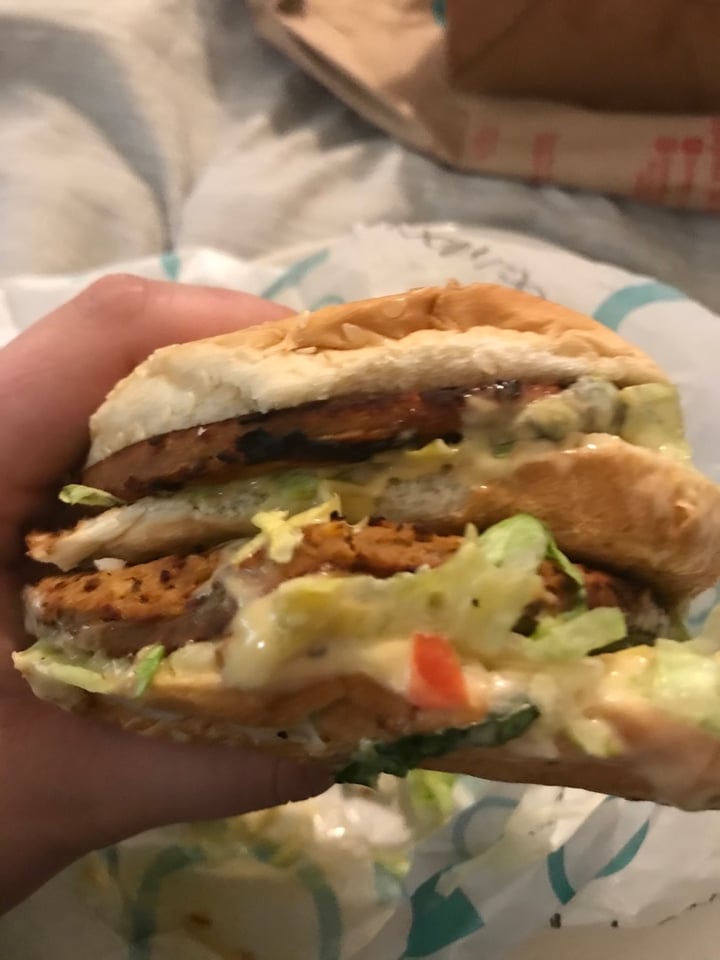 review photo of Odd burger Famous Burger shared by @torontotiffany on 06 Jan 2020 - review