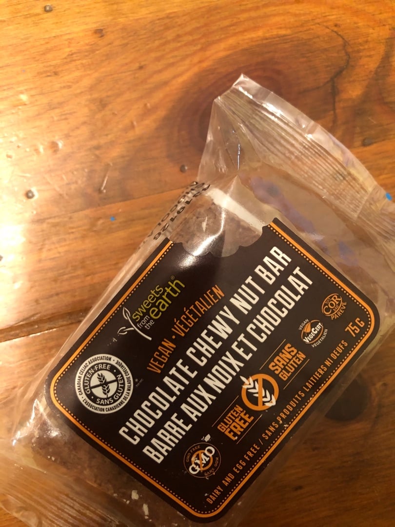 Sweets from the Earth Chocolate Chewy Nut Bar Reviews abillion