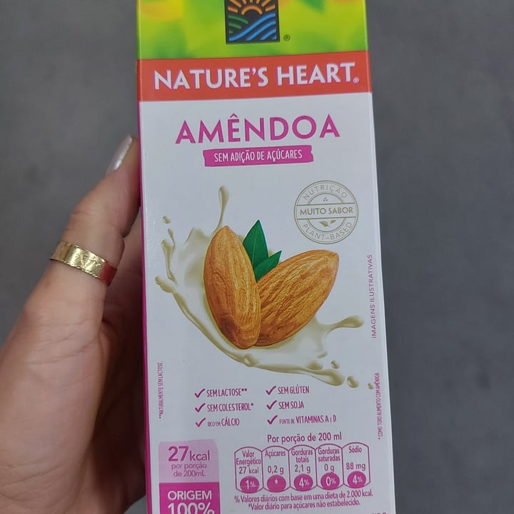 photo of Nature's Heart Almond Milk shared by @yarabastos on  26 Oct 2022 - review