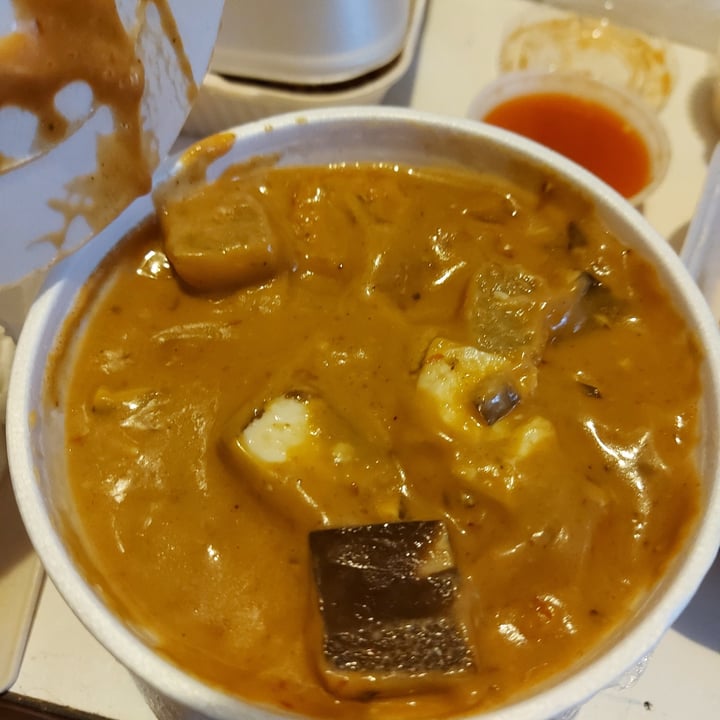 photo of Thai Thai Curry De Cacahuate con Tofu shared by @rebecalozano on  01 Oct 2021 - review