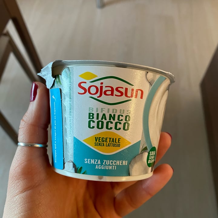 review photo of Sojasun bifidus bianco al cocco senza zuccheri shared by @theredhead on 27 Oct 2022 - review