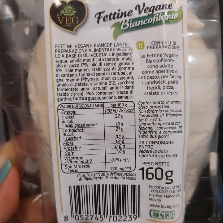 photo of ioVEG Fettine vegane bianco filante shared by @baileysrq on  29 Jun 2022 - review