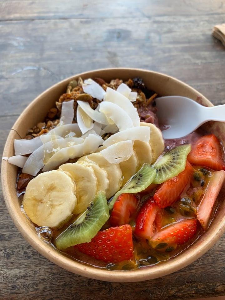 review photo of Bare Naked Bowls açai bowl shared by @livmorris on 12 Jan 2020 - review