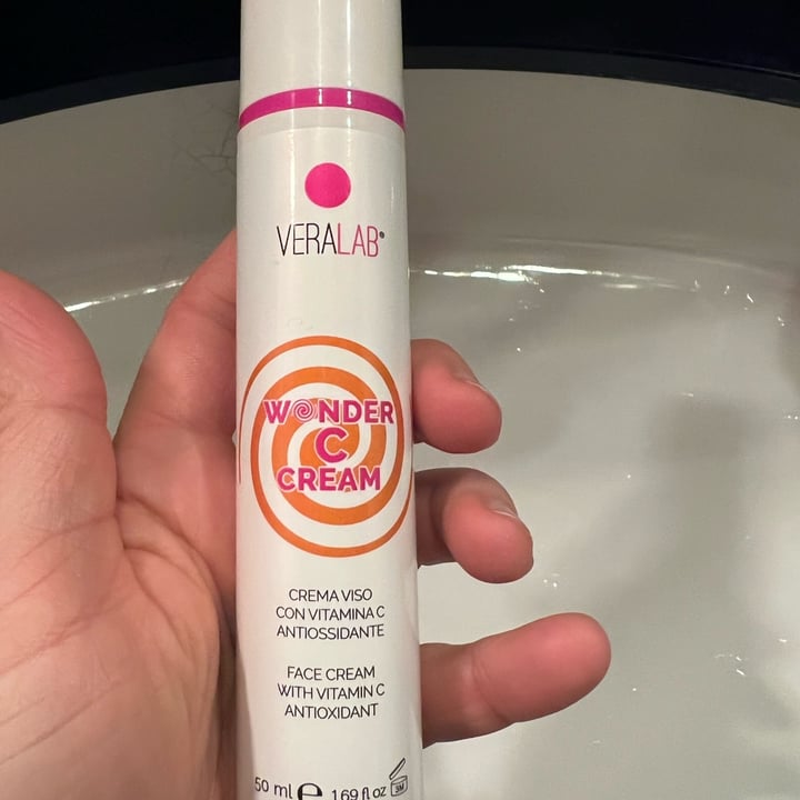 photo of Veralab Wonder C cream shared by @fedegarbe on  26 Mar 2022 - review