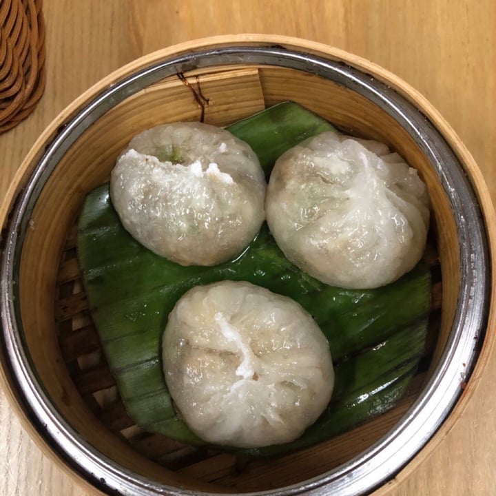 photo of Yuan Xiang Vegetarian Three mushroom dumpling shared by @piggy-egg on  24 Jan 2021 - review