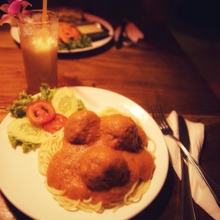 photo of Ethos Vegetarian and Vegan Restaurant Balls with sauce shared by @loveg on  23 Jun 2021 - review
