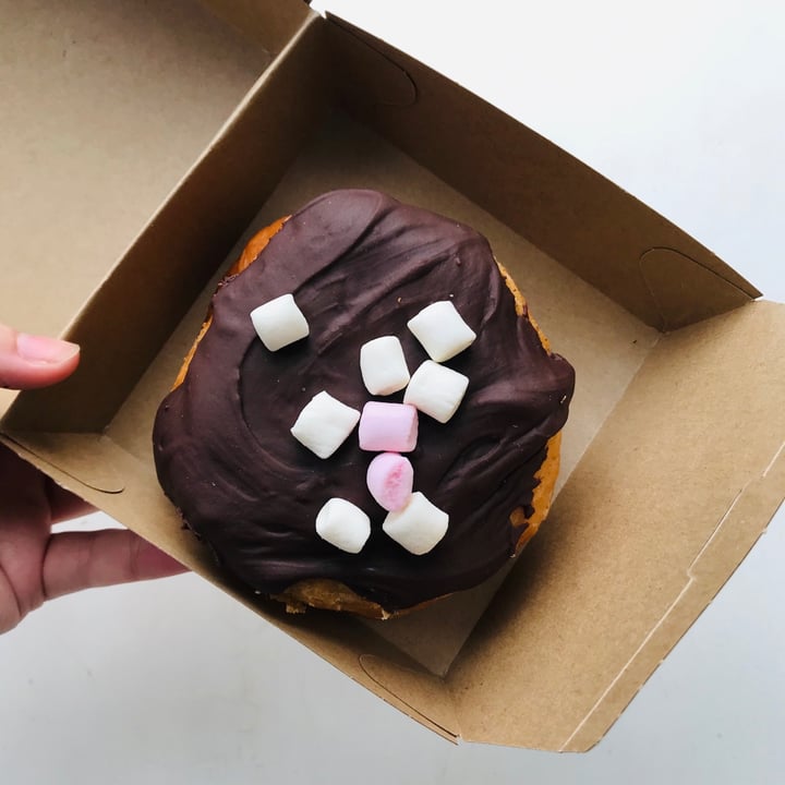 photo of Humblest Of Pleasures Chocolate Donut shared by @mollierosepowell on  15 Aug 2020 - review