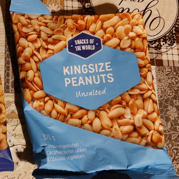 photo of Snacks of the world Peanuts Unsalted shared by @violaveg on  16 Nov 2022 - review