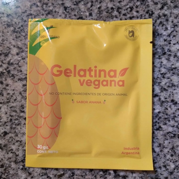 photo of Nuevos Alimentos Gelatina Vegana De Anana shared by @romibaranda on  04 Apr 2022 - review