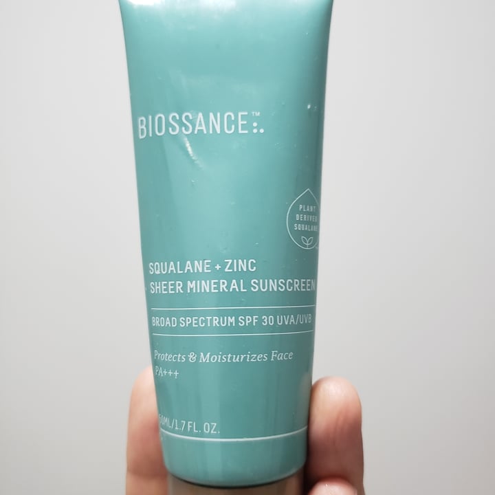 photo of Biossance Squalane + Zinc Sheer Mineral Sunscreen shared by @luceliavsantos on  06 May 2022 - review