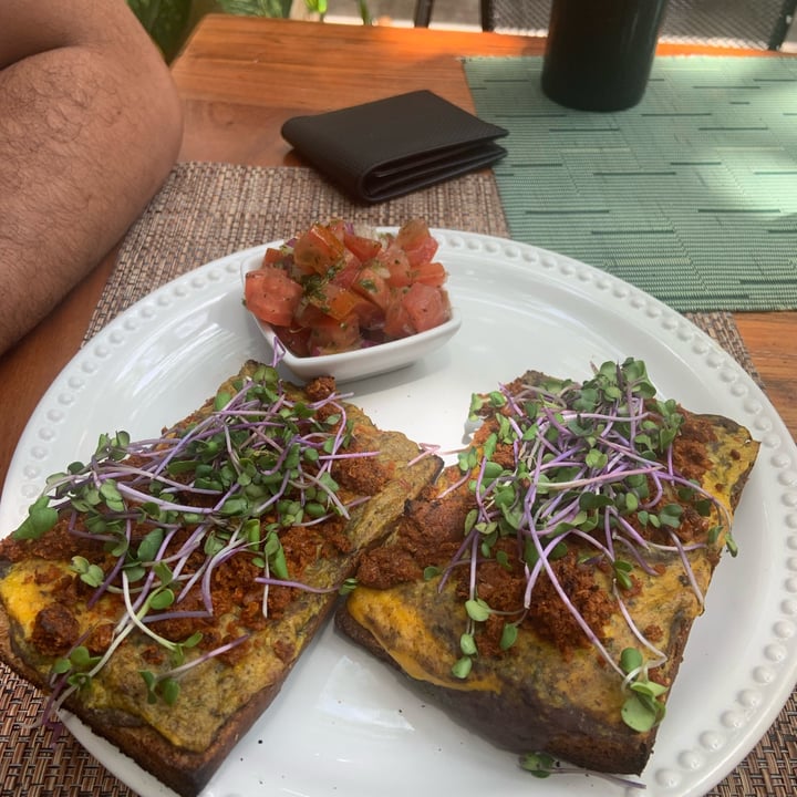 review photo of Sirena Morena Molletes shared by @c3cilia on 13 Jun 2022 - review