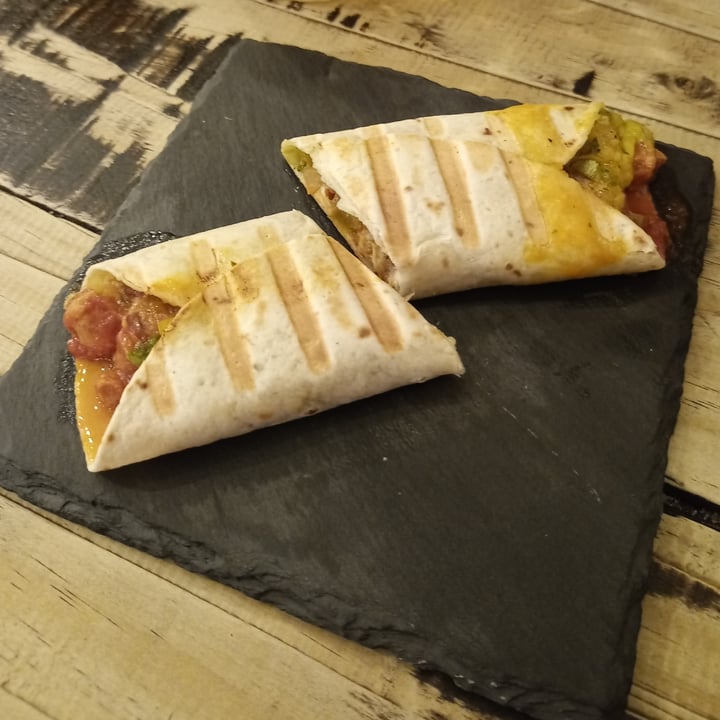 review photo of Barallocas Tapa de wrap vegano de soja texturizada shared by @anadmp on 20 Feb 2022 - review