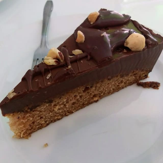Photo of the dish “Tarta de avellanas”